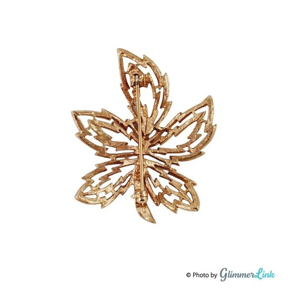 Vintage Sarah Coventry Gold Tone Maple Leaf Brooch - Picture 2 of 7